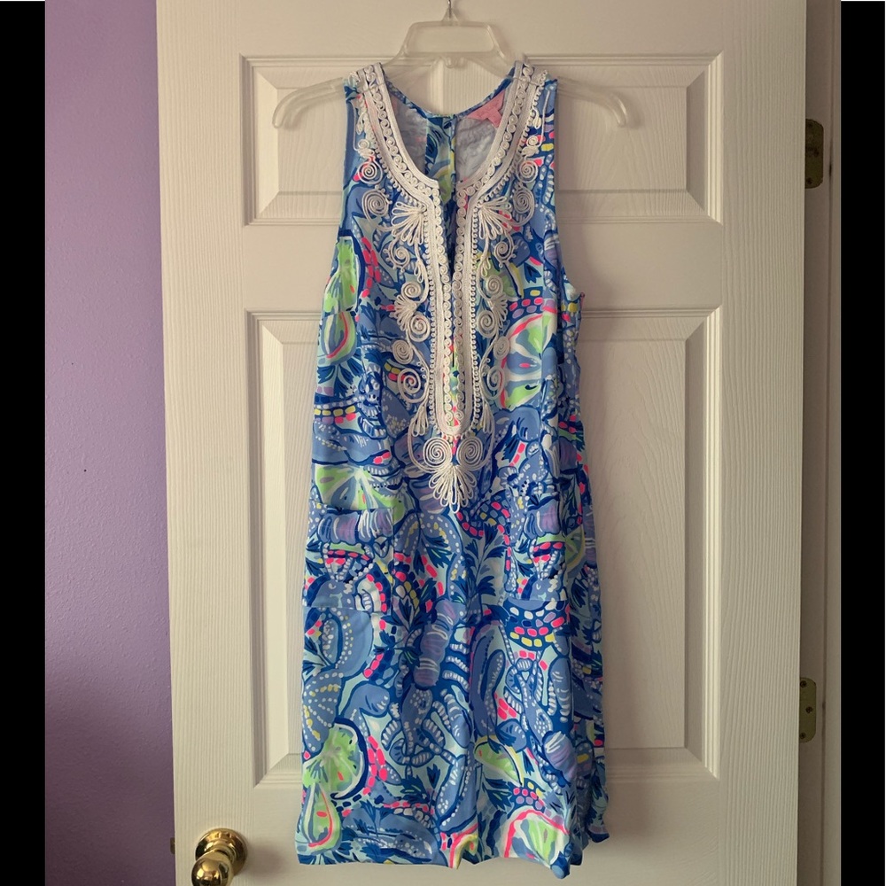 Lilly Pulitzer Carlotta 6 - Picture 1 of 2